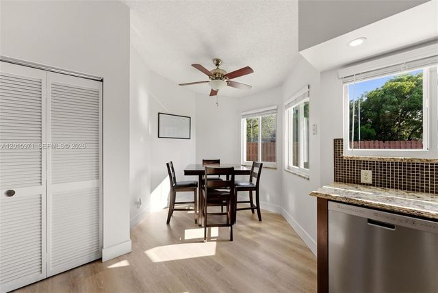 3861 NW 20th St, Coconut Creek, FL 33066