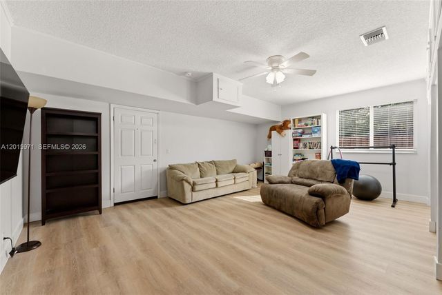 3861 NW 20th St, Coconut Creek, FL 33066