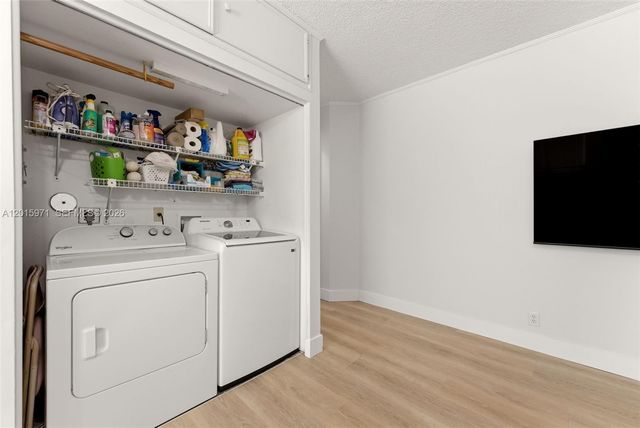 3861 NW 20th St, Coconut Creek, FL 33066