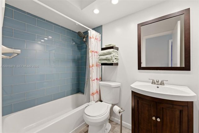 3861 NW 20th St, Coconut Creek, FL 33066