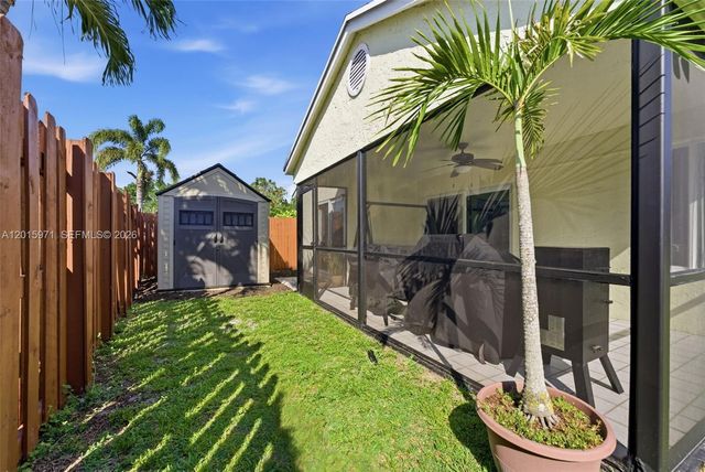 3861 NW 20th St, Coconut Creek, FL 33066