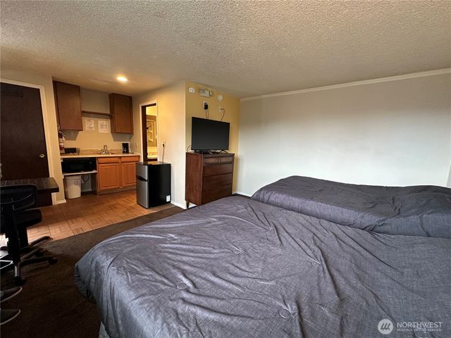 19930 State Route 2, Monroe, WA 98272