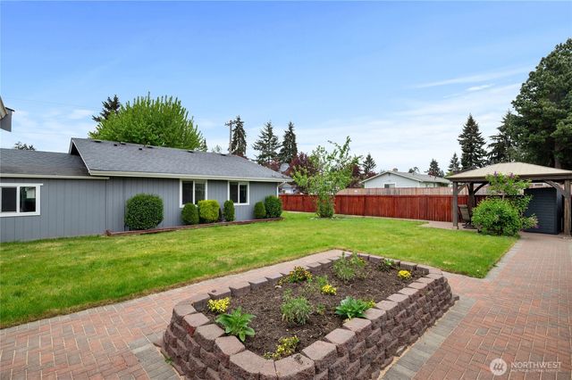 17401 E 6th Ave, Spanaway, WA 98387