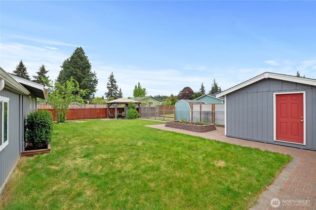 17401 E 6th Ave, Spanaway, WA 98387