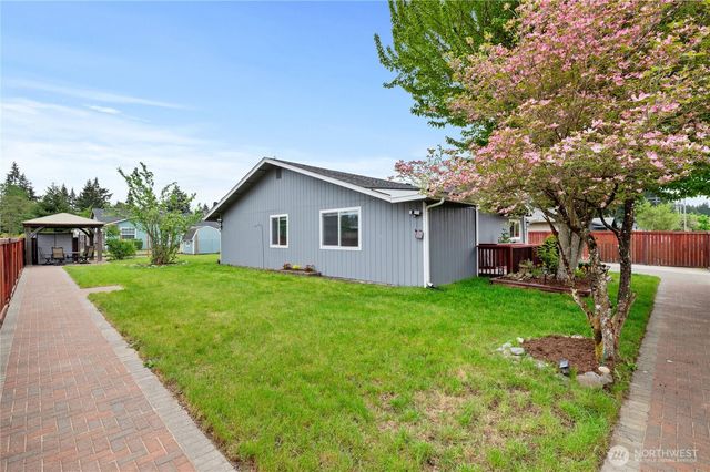 17401 E 6th Ave, Spanaway, WA 98387