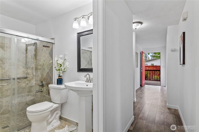 17401 E 6th Ave, Spanaway, WA 98387