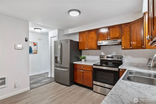 17401 E 6th Ave, Spanaway, WA 98387