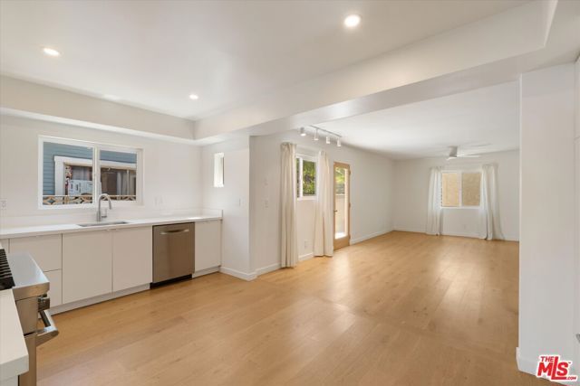 1506 W 54th Street, Los Angeles, CA 90062