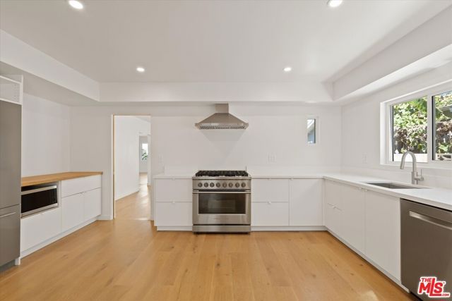 1506 W 54th Street, Los Angeles, CA 90062