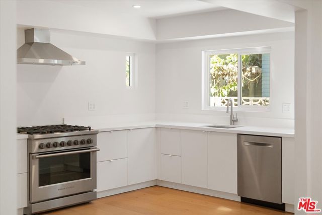 1506 W 54th Street, Los Angeles, CA 90062