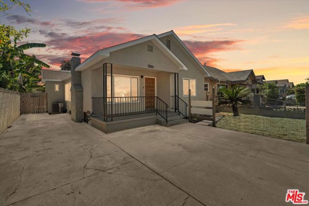 1506 W 54th Street, Los Angeles, CA 90062