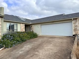 246 Pin Oak Way, Kerrville, TX 78028
