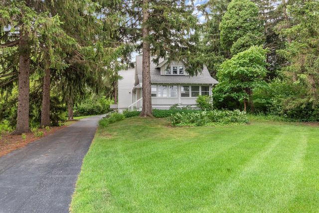 695 W Calumet ROAD, River Hills, WI 53217