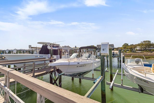 81 Sandbar Lane 9, Folly Beach, SC 29439