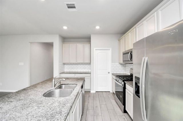 2131 Levant Lane, Baytown, TX 77523