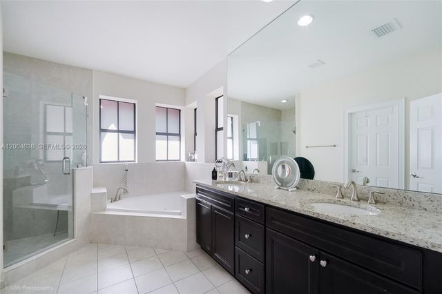 8723 NW 102nd Place, Doral, FL 33178