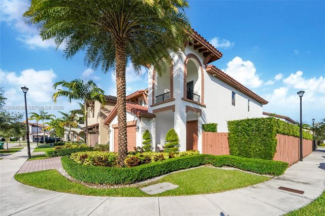 8723 NW 102nd Place, Doral, FL 33178