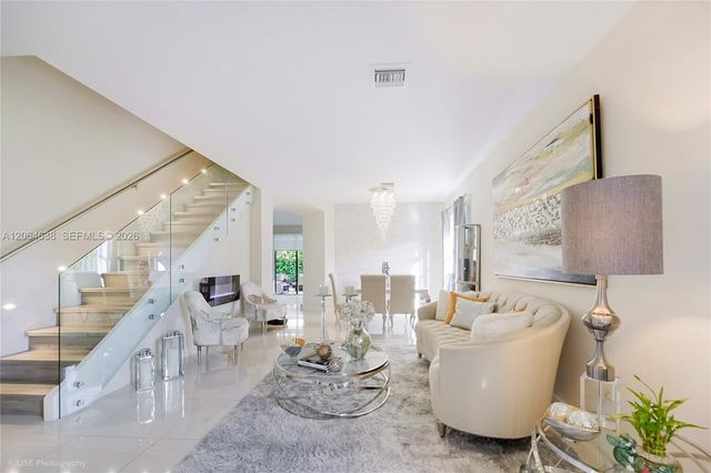 8723 NW 102nd Place, Doral, FL 33178