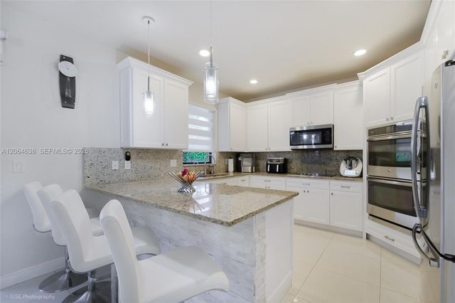 8723 NW 102nd Place, Doral, FL 33178