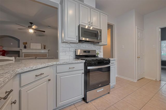 119 Genesee Ridge Drive, The Woodlands, TX 77385