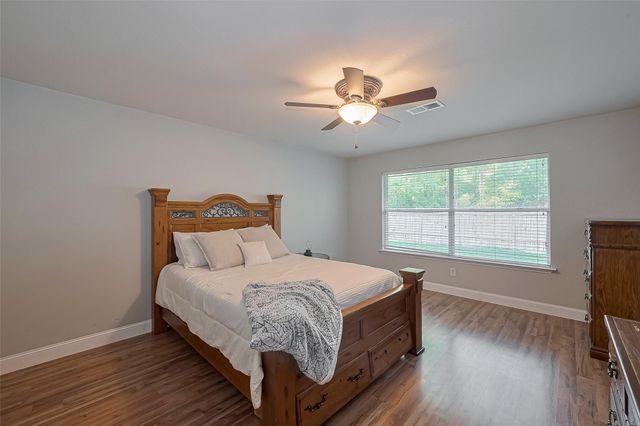 119 Genesee Ridge Drive, The Woodlands, TX 77385