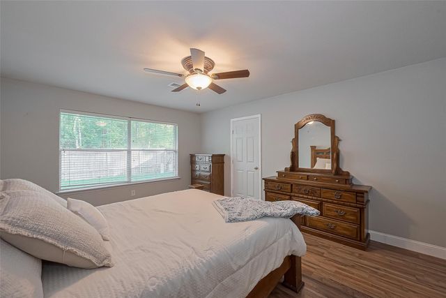 119 Genesee Ridge Drive, The Woodlands, TX 77385