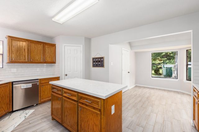 10 County Road 2097, Liberty, TX 77575