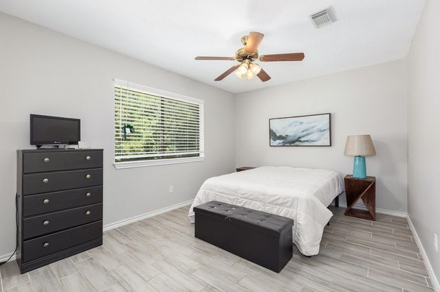 10 County Road 2097, Liberty, TX 77575