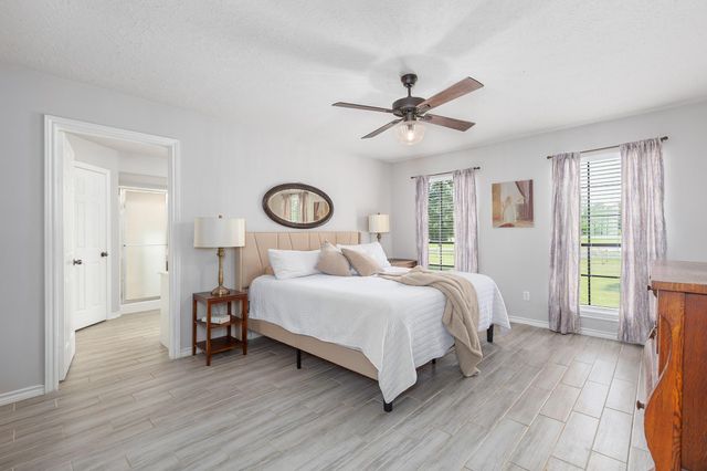 10 County Road 2097, Liberty, TX 77575