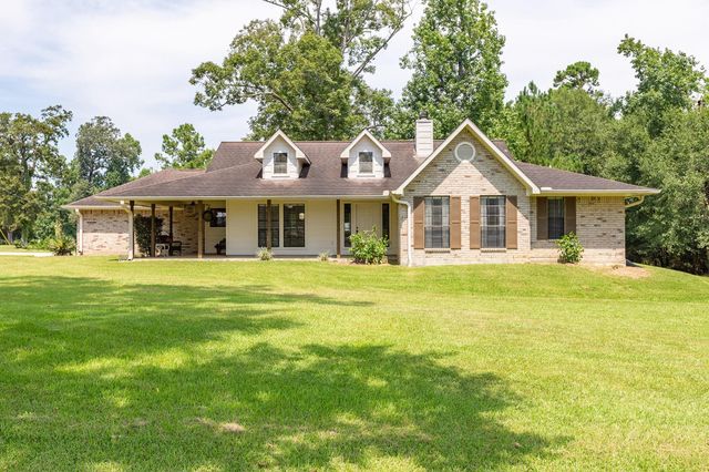 10 County Road 2097, Liberty, TX 77575