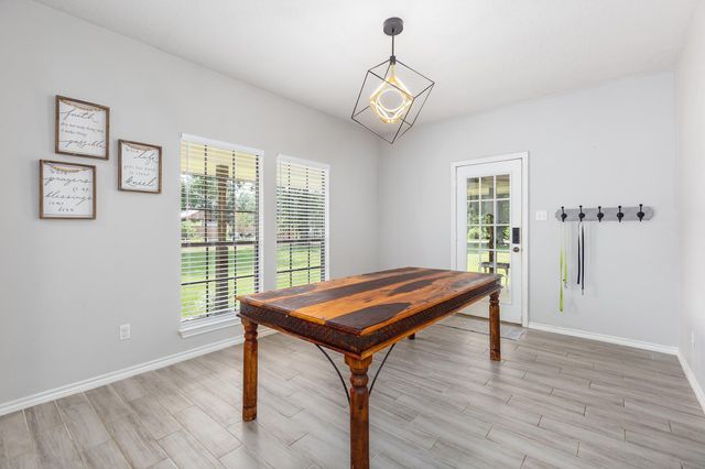 10 County Road 2097, Liberty, TX 77575