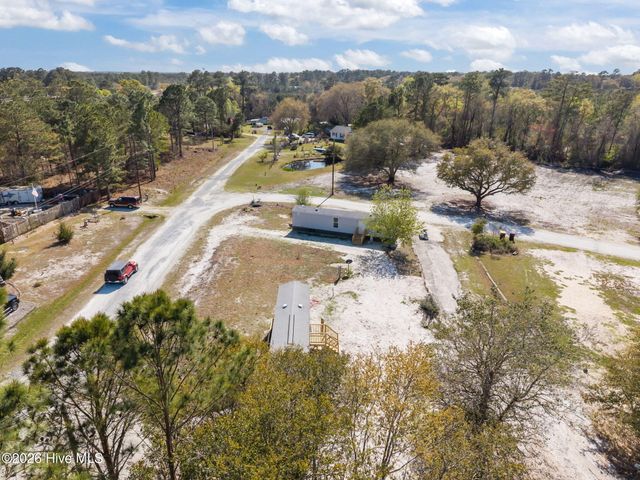 99 Dundee Trail, Holly Ridge, NC 28445