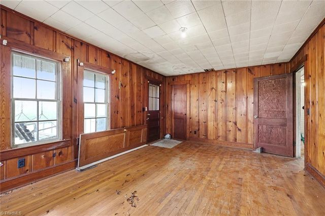 3470 Old Bachelor Creek Road, Seagrove, NC 27341