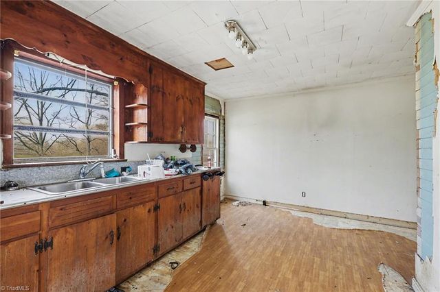 3470 Old Bachelor Creek Road, Seagrove, NC 27341