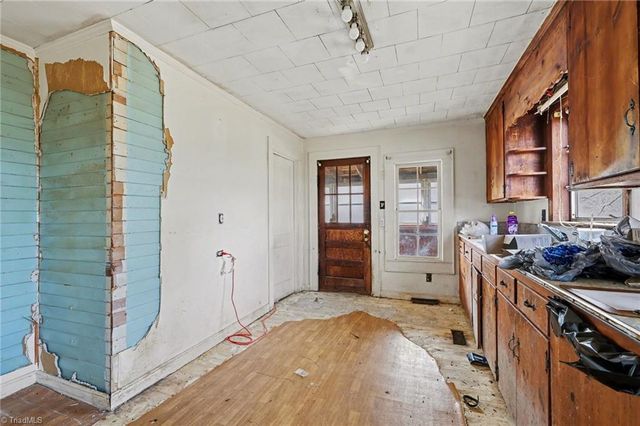 3470 Old Bachelor Creek Road, Seagrove, NC 27341