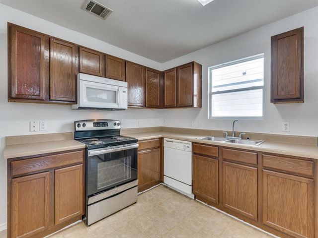 5636 LIBERTON LN, Austin, TX 78754