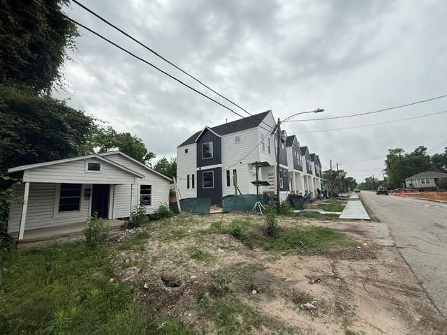 7014 De Priest Street, Houston, TX 77091