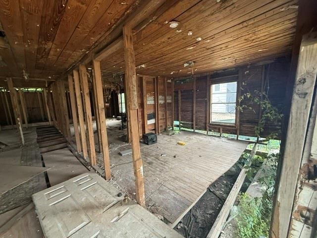 7014 De Priest Street, Houston, TX 77091