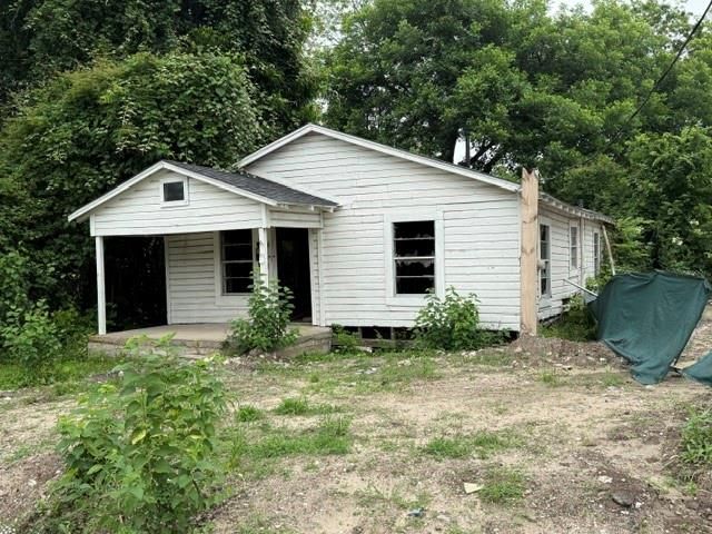 7014 De Priest Street, Houston, TX 77091