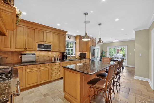 110 Park Drive, Eastchester, NY 10709