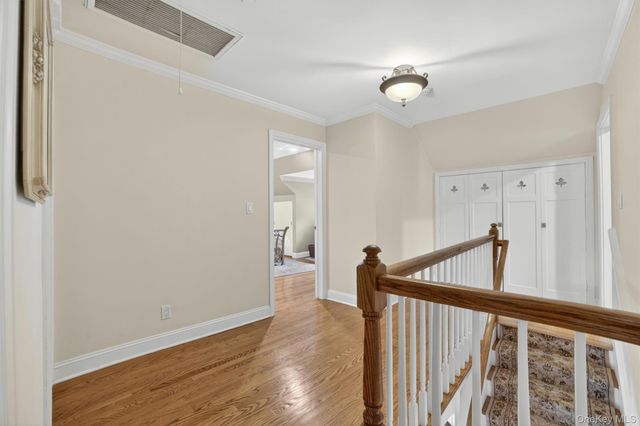 110 Park Drive, Eastchester, NY 10709