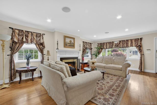 110 Park Drive, Eastchester, NY 10709