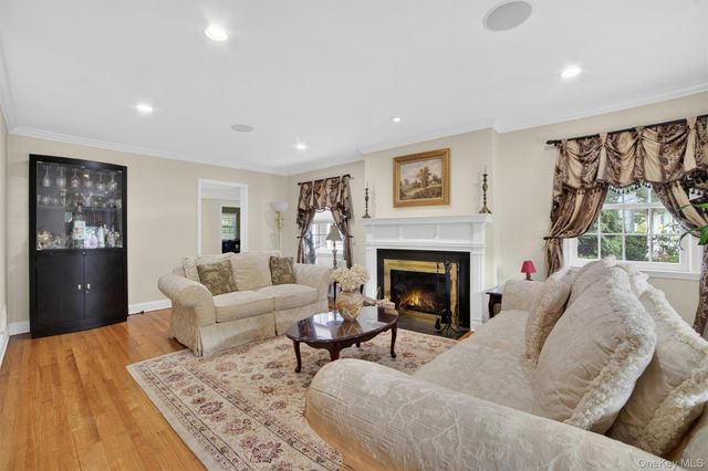 110 Park Drive, Eastchester, NY 10709