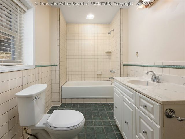 817&819 Gore Addition Road, Tornado, WV 25202