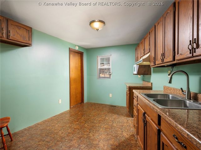 817&819 Gore Addition Road, Tornado, WV 25202