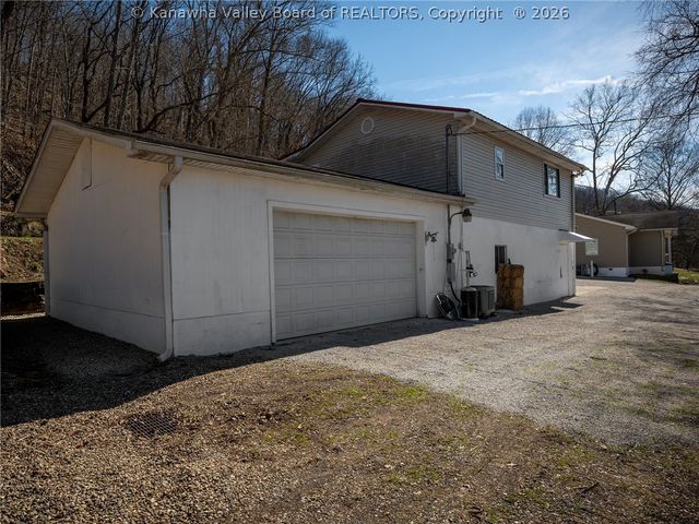 817&819 Gore Addition Road, Tornado, WV 25202