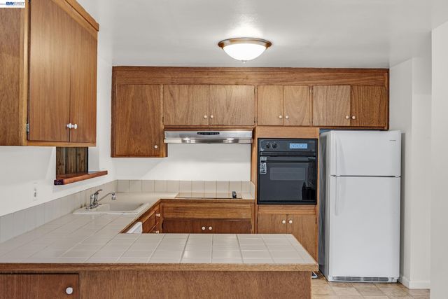 40152 Margery Ct, Fremont, CA 94538