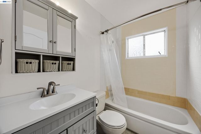 40152 Margery Ct, Fremont, CA 94538