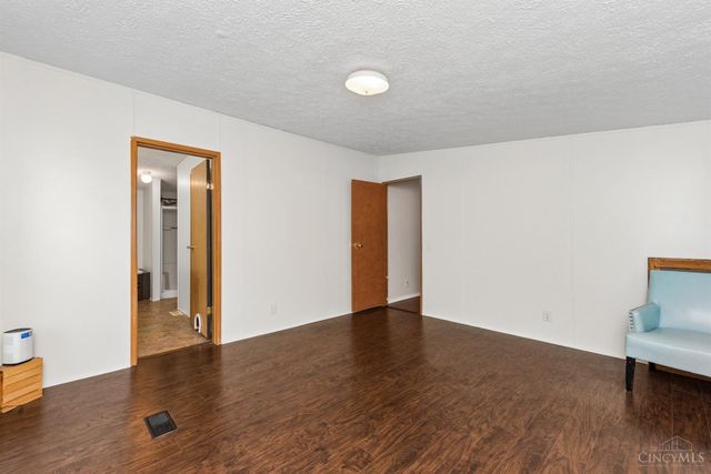12276 Butters Road, Hillsboro, OH 45133