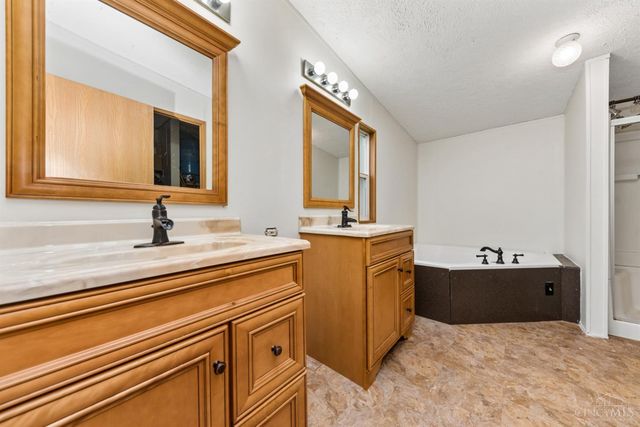12276 Butters Road, Hillsboro, OH 45133